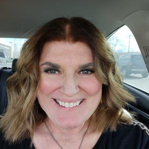 Meet your Posher, Toni